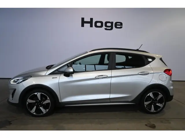 Ford Fiesta 1.0 EcoBoost Hybrid Active X Navigatie Caplay Stoel/Stuurverwarming Goed Onderhouden! Inruil Mogelijk!