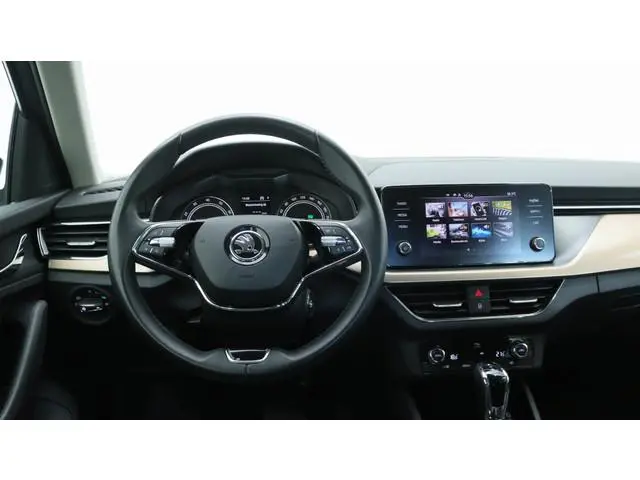 Skoda Kamiq TSI DSG 150 PK Style | Navigatie | automaat | Achteruitrijcamera