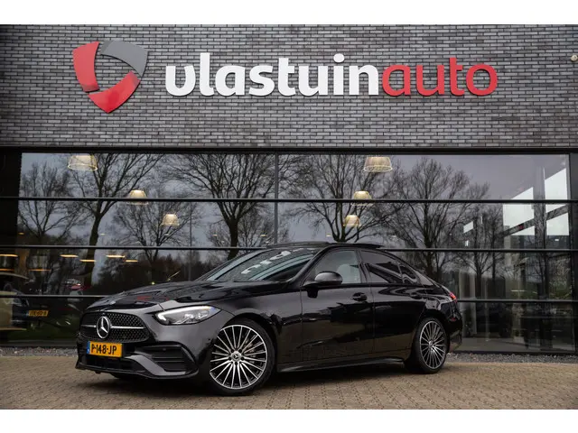 Mercedes-Benz C-klasse 180 AMG Line , Panoramadak, Carplay, 19 inch, Volleder