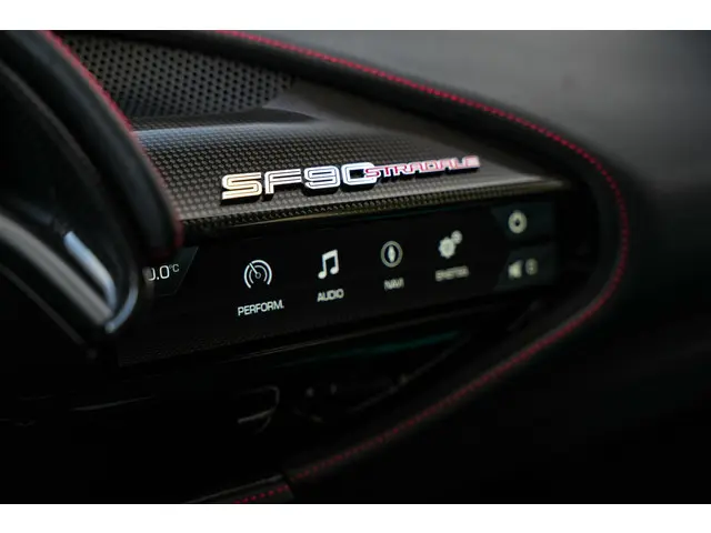 Ferrari SF90 Stradale