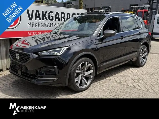 SEAT Tarraco 1.4 TSI e-Hybrid PHEV FR Business Intense 20"/Panoramadak/Leder + memory/Trekhaak/360 c...