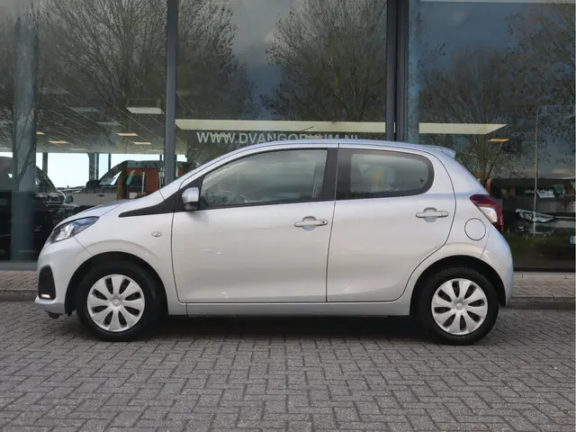 Peugeot 108 1.0 e-VTi Active Airco / Elekramen / Bluetooth / Stuurbekr / All-season banden Voldoende...