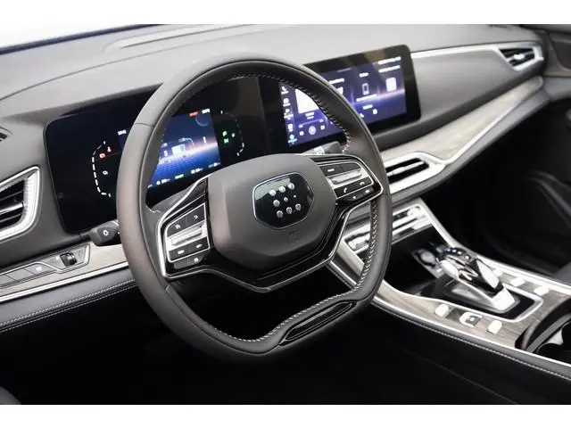DFSK E5 PHEV