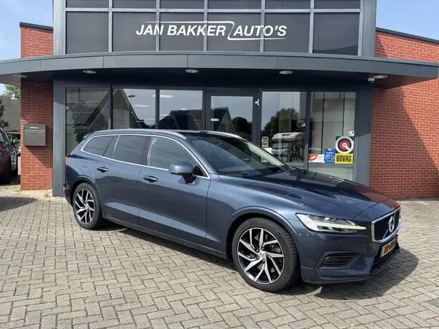 Volvo V60 2.0 T5 Momentum ✅ Trekhaak ✅ Carplay ✅ Rijklaar ✅