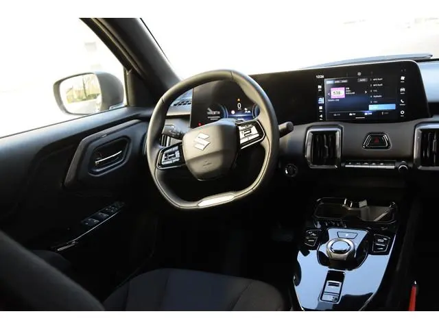 Suzuki e Vitara