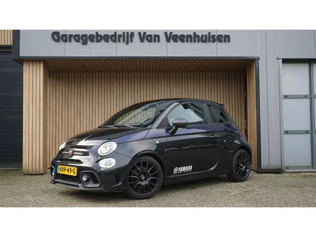 Abarth 595 1.4 T-Jet 165pk Monster Energy Yamaha *Gelimiteerde oplage One off 2000* Virtual Cockpit...