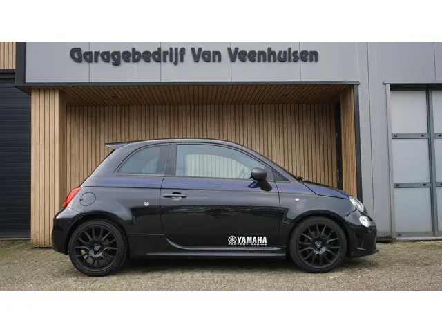 Abarth 595 1.4 T-Jet 165pk Monster Energy Yamaha *Gelimiteerde oplage One off 2000* Virtual Cockpit...
