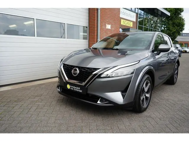 Nissan Qashqai 1.3 MHEV XTRONIC 158PK TEKNA + VERWARMINGSPAKKET KEURIGE NETTE STAAT! 360CAMERA ZWART...