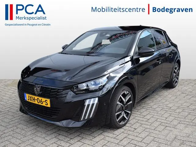 Peugeot 208 1.2 Hybrid 100 e-DCS6 GT | Alcantara | 360° Camera | Massagestoel