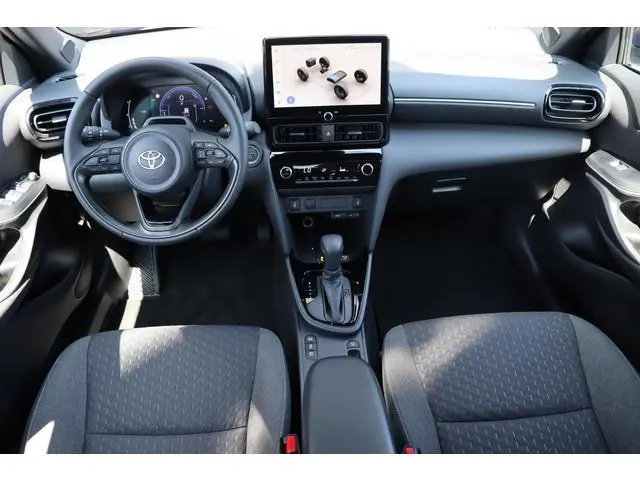 Toyota Yaris Cross 1.5 Hybrid 115 Dynamic, Comfort pack, BSM, Apple Carplay / Android Auto, Climate...
