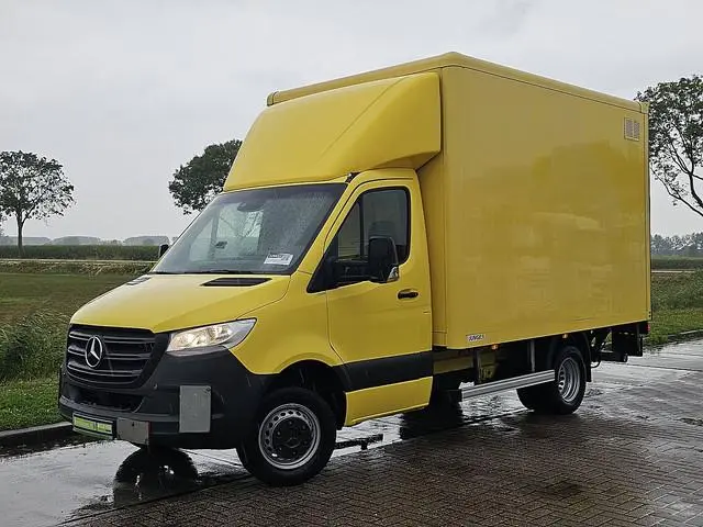 MERCEDES-BENZ SPRINTER 514 bakwagen laadklep!