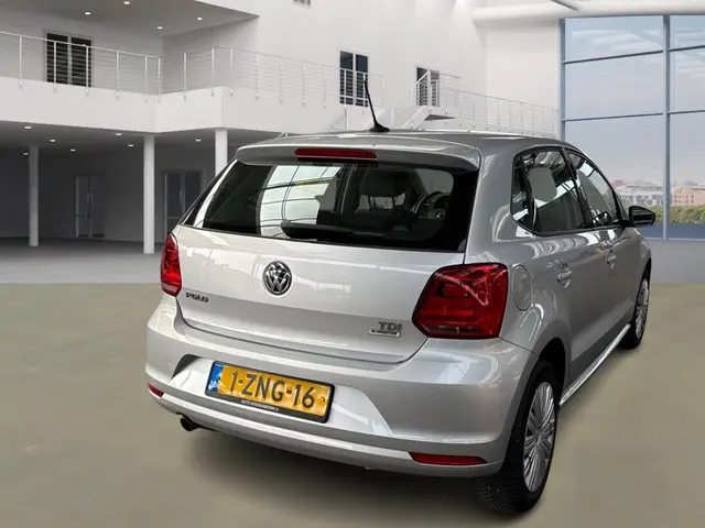 Volkswagen Polo 1.4 TDI Comfortline 61936 KM NAVI AIRCO CRUISE