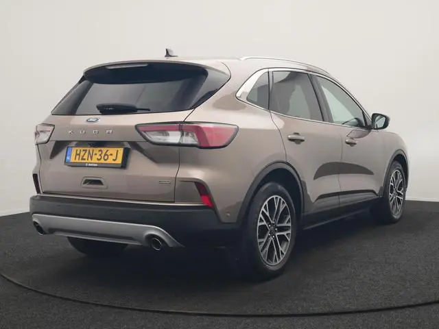Ford Kuga 2.5 Titanium PHEV 225pk Dealer O.H. | Adaptive Cruise | 360 Camera | Dodehoek Detectie | N...