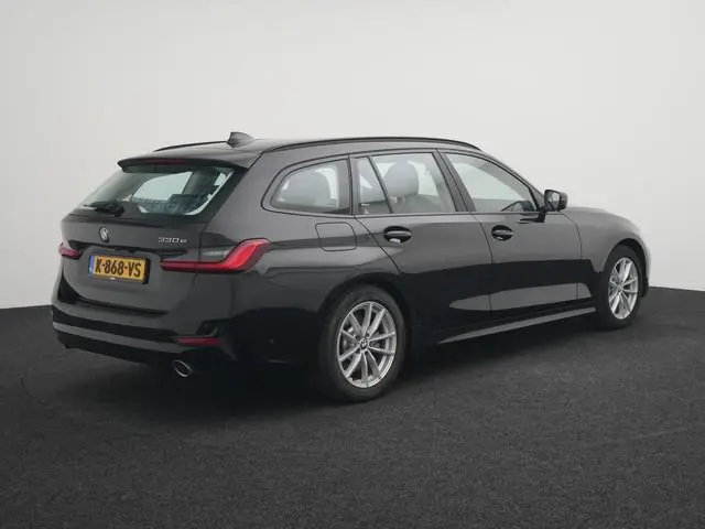 BMW 3-serie Touring 330e High Executive Adaptief Cruise | Lederen bekleding | 360 Camera | Stoel & S...