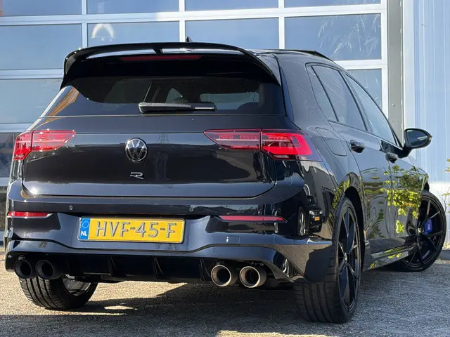 Volkswagen Golf 2.0 TSI R 4Motion 320pk | Akrapovič | R-Performance Pakket | Harman/Kardon Sound | E...