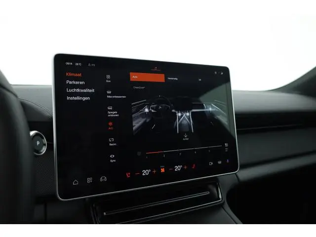 Polestar 4