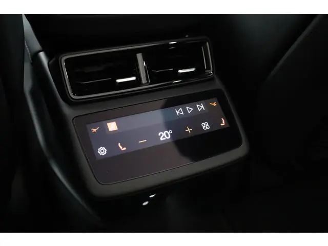 Polestar 4