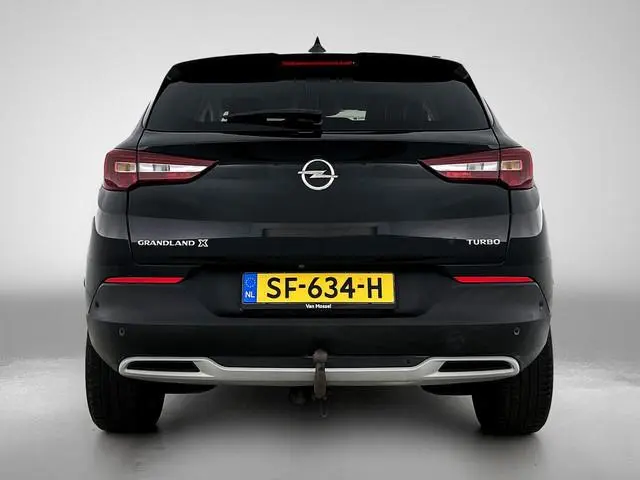 Opel Grandland X 1.2 Turbo Innovation | Leder | Navigatie | Stoelverwarming/Verkoeling | Trekhaak