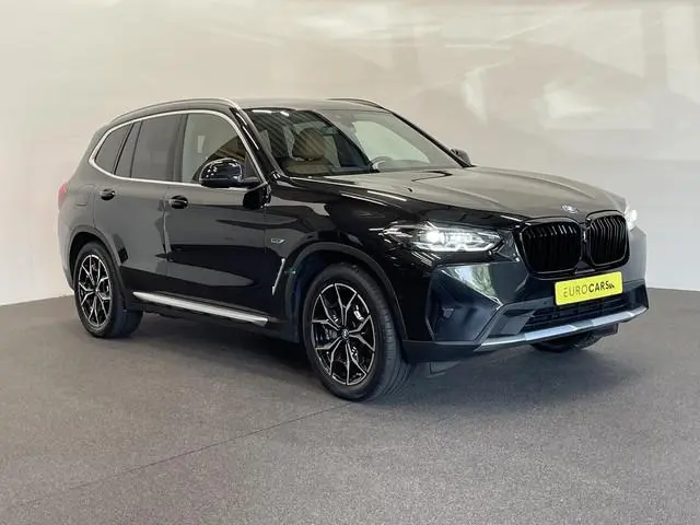 BMW X3 xDrive30e Trekhaak PDC VA + Camera Sportstoelen 19" M-Sport Stoelverwarming Cognac Leder Bekl...