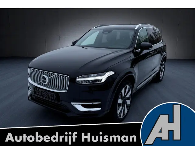Volvo XC90 2.0 T8 AWD 335kW/456pk Aut8 Recharge Long Range Ultra Bright LUCHTVERING + PANORAMADAK + HARMAN/KARDON + STOELVERWARMING V&A + STUURVERWARMING + NAPPALEDER + ADAPT.CRUISE + BLIS + GOOGLE DASH&SERVICES + 360 CAMERA + PARKSENSOREN + 21" LM-VELGEN!!