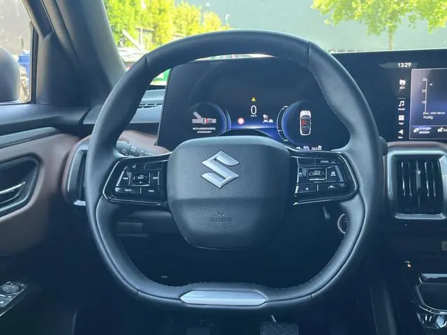 Suzuki e Vitara