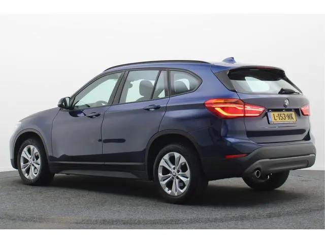 BMW X1 sDrive18i High Executive Edition LED, Navigatie, Sportstoelen, Stoelverwarming, PDC