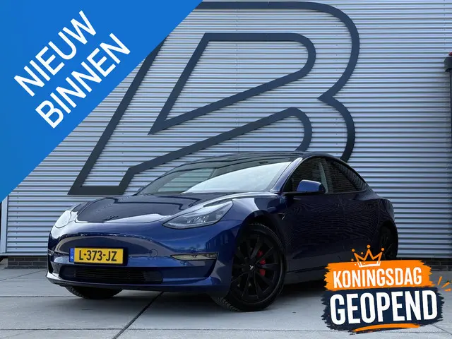 Tesla Model 3 Long Range AWD 75 kWh SoH 99,5%|2e Eigenaar|Navi|Pano|Camera|Leder|Clima|Cruise|N.A.P|...