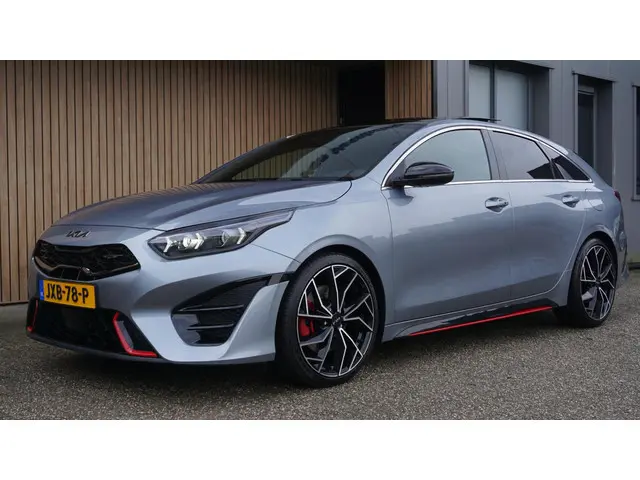 Kia ProCeed