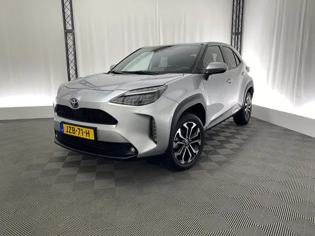 Toyota Yaris Cross 1.5 Hybrid Explore | Apple carplay | Navi | Camera | Stuur, stoel, voorruit verwa...