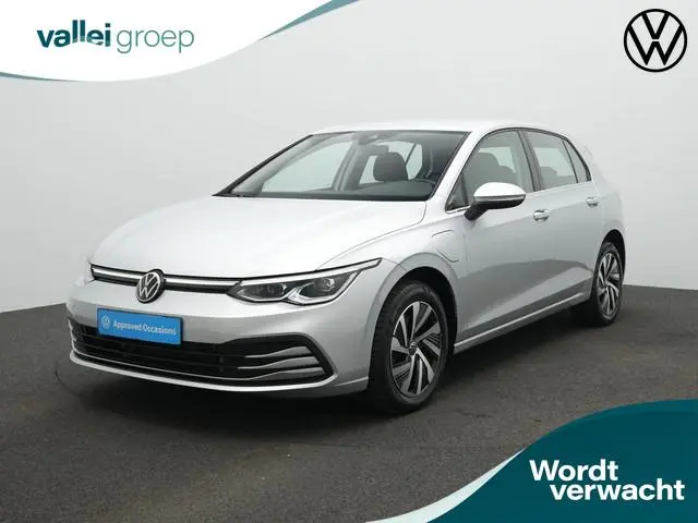 Volkswagen Golf 1.4 eHybrid 204 pk Style | Geheugen-/massagestoel | Adaptive Cruise | Stuur-/stoelve...