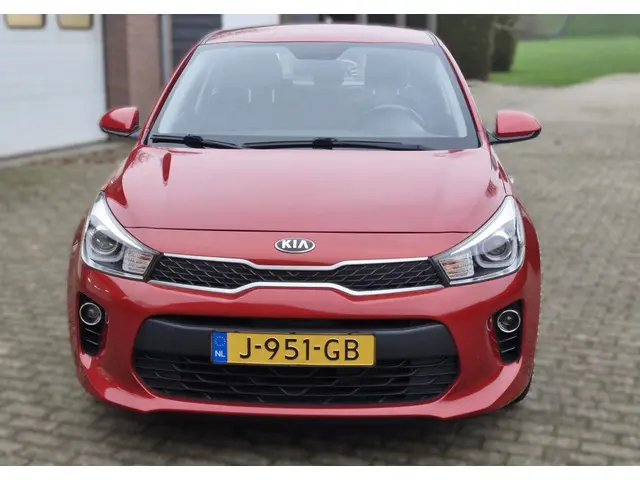 Kia Rio 1.0 TGDI DynamicPlusLine  Met parkeercamera . carplay