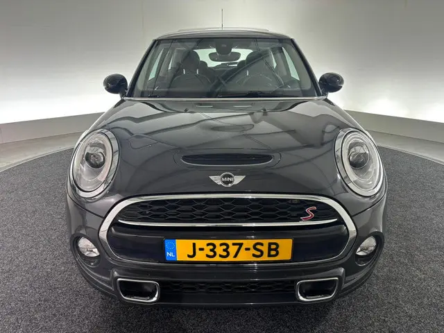 MINI Cooper S