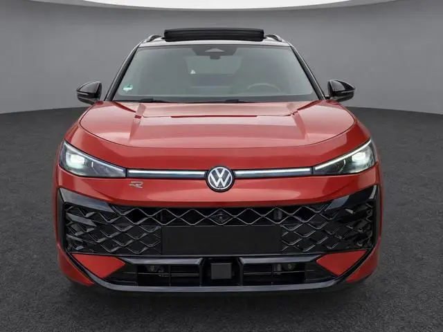 Volkswagen T-Roc 1.5eTSI/150PK R-Line Black Style · Panoramadak · Leder · 360°Camera · Trekhaak · Ga...