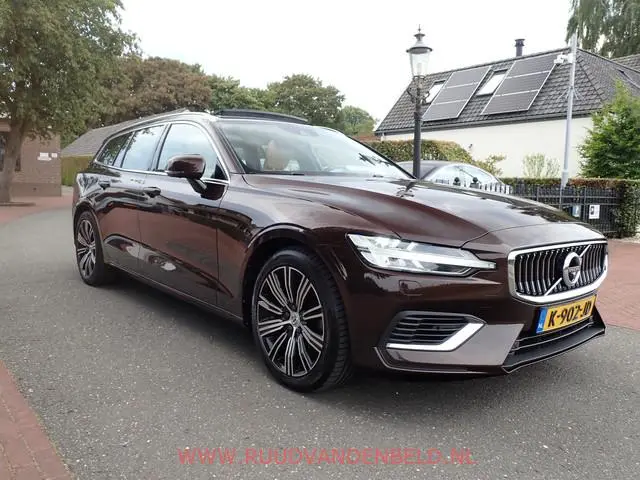 Volvo V60 T6 Recharge AWD HEADUP / H&K / PANODAK /  ACC / KEYLESS / 360* / TREKHAAK