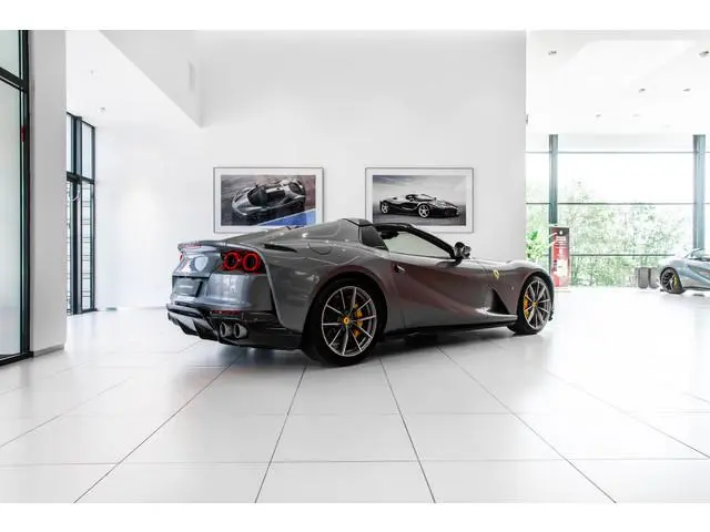 Ferrari 812 GTS