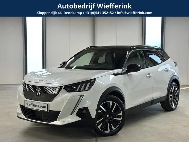 Peugeot e-2008 EV GT Pack 50 kWh | Navi | Camera |