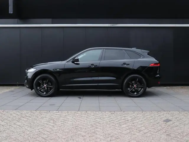 Jaguar F-PACE 2.0 Portfolio AWD 25t | LEDER | PANO-DAK | TREKHAAK | CAMERA | STOELVERW. | CRUISE | N...