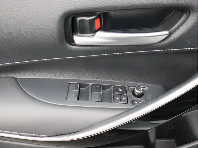 Toyota Corolla Touring Sports