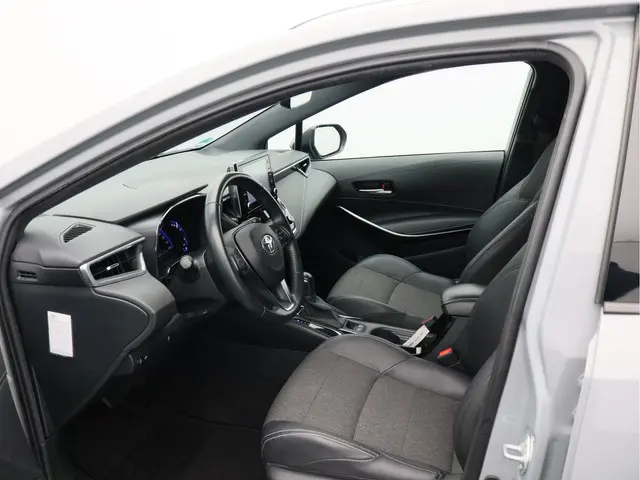 Toyota Corolla Touring Sports