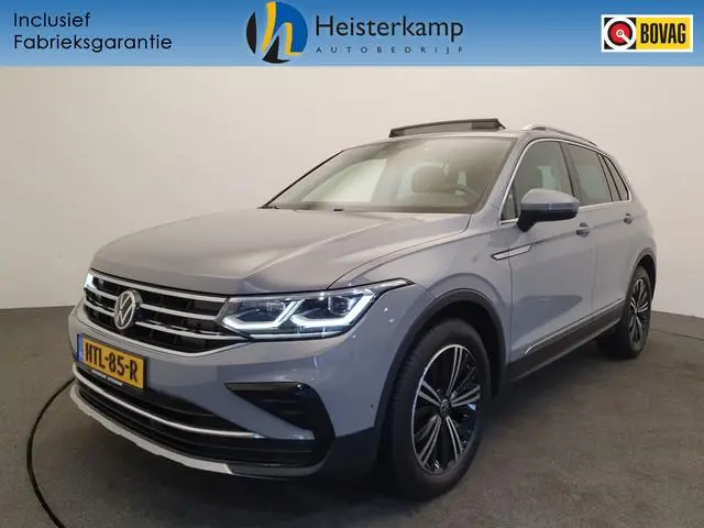 Volkswagen Tiguan 1.5 TSI 150pk DSG/AUT Elegance Business+ Wegklapbare trekhaak, Panoramadak, Matrix...