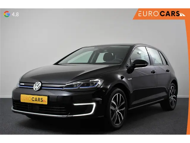 Volkswagen e-Golf Edition | Navigatie | Climate control | Cruise control | Parkeer sensoren | Lichtm...