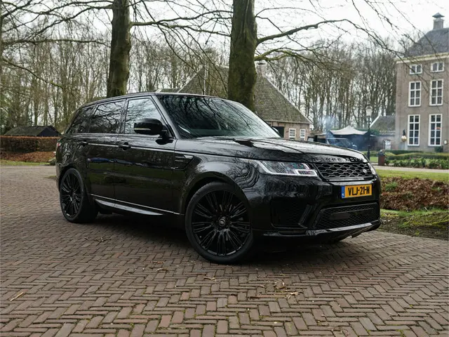 Land Rover Range Rover Sport 3.0 TDV6 HSE Dynamic l Grijs kenteken l Facelift l Pano l Matrix l Trek...