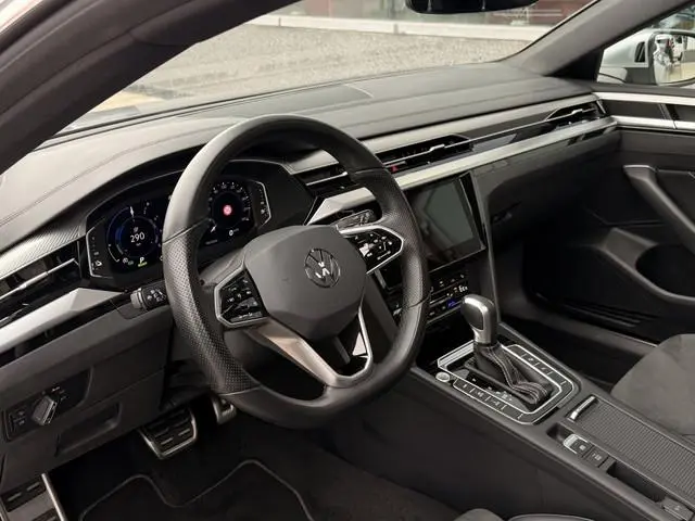 Volkswagen Arteon Shooting Brake 1.4 TSI eHybrid R-Line Business+ | SOH 92,5% | ACC | Stoel/Stuurver...