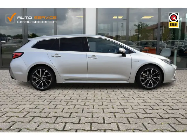Toyota Corolla Touring Sports