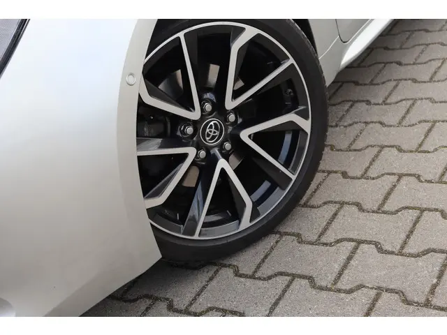 Toyota Corolla Touring Sports