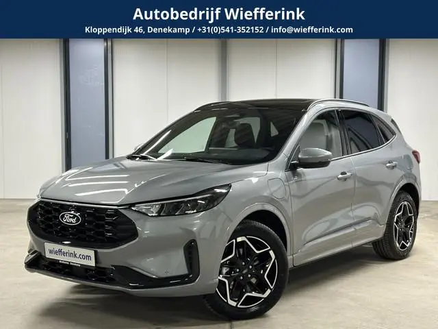 Ford Kuga 2.5 PHEV ST-Line 243pk | Elek. Panodak | Elek. Trekhaak | Winter-pakket | 19" |