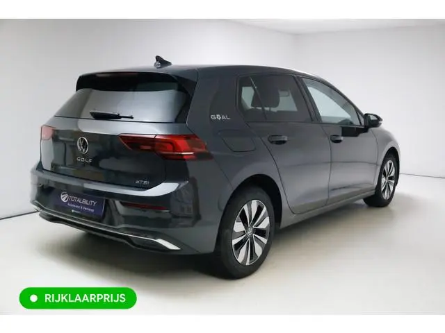 Volkswagen Golf 1.5 eTSI GOAL edition   All-season | Navigatie | PDC V+A | Stoel- stuurverwarming Pr...