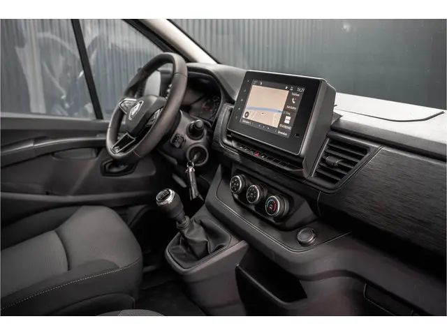 Renault Trafic Blue dCi 150PK | L2H1 | 9-Zits | LED | Canera | Navi | Zijschuifdeur R+L | Cruise | A...