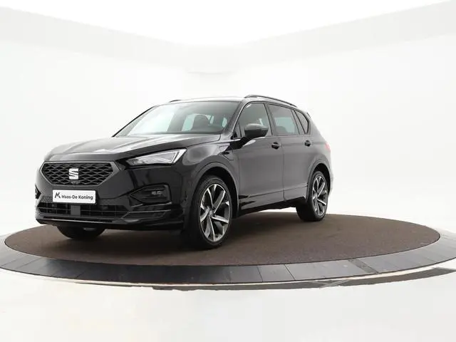 SEAT Tarraco 1.4 TSI e-Hybrid PHEV 245pk DSG FR Business · 360 Camera · Inklap. Trekhaak · Keyless ·...