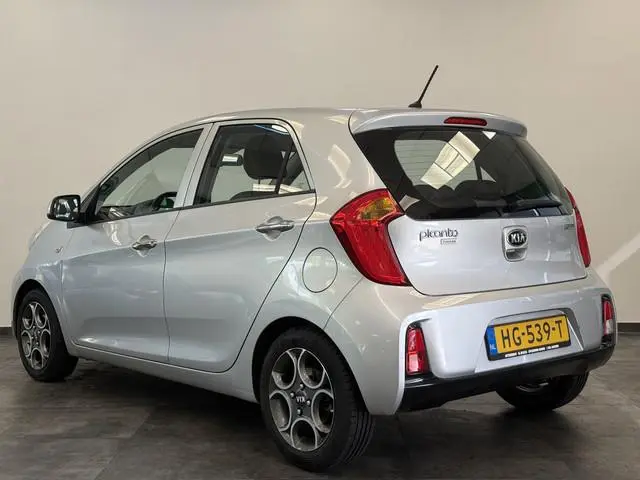Kia Picanto 1.0 CVVT DynamicLine 5-Drs. ClimateControl CruiseControl Lmv